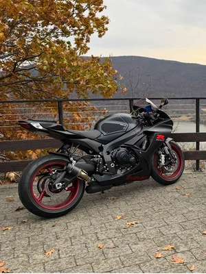 2017 Suzuki GSX-R