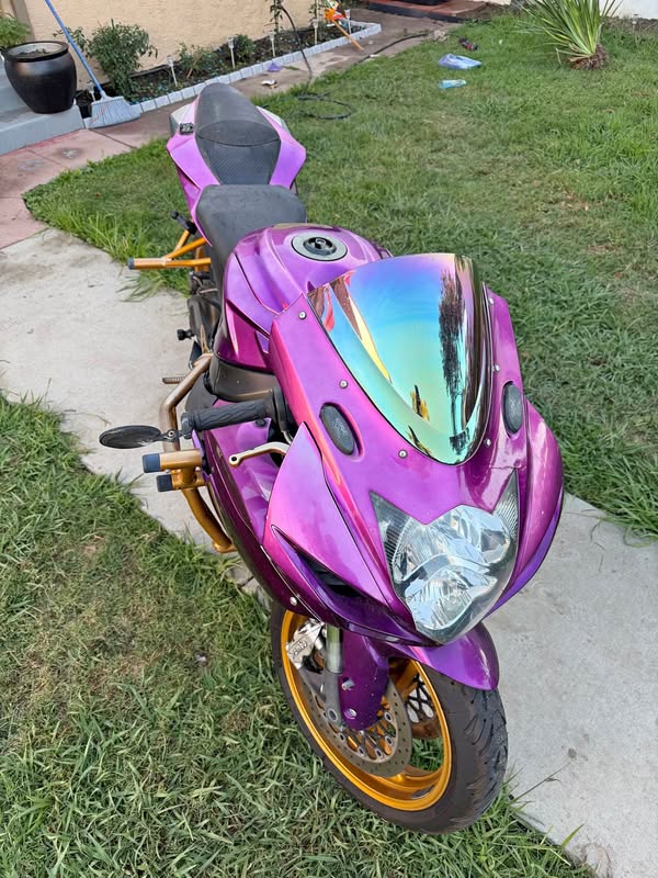 2015 Suzuki GSX-R