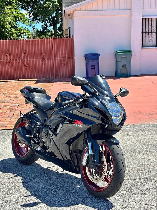 2017 Suzuki GSX-R