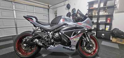 2017 Suzuki GSX-R