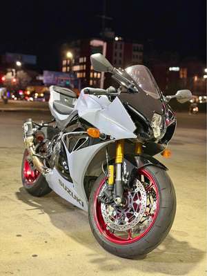 2023 Suzuki GSX-R
