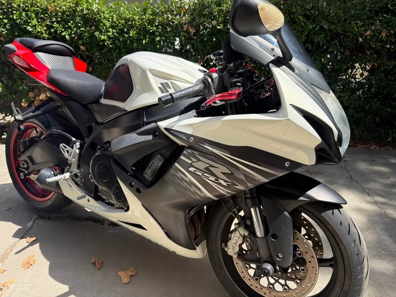 2011 Suzuki GSX-R