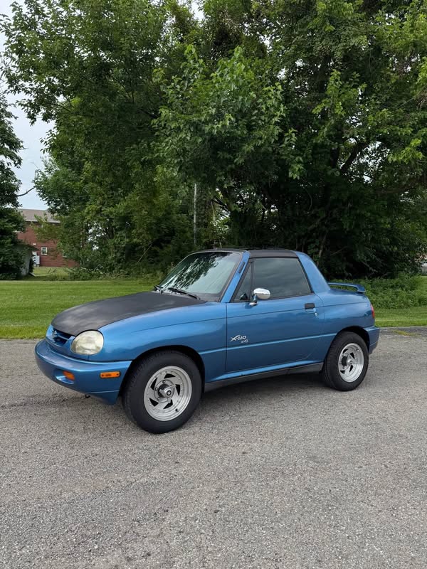1997 Suzuki X-90 - Sport Utility 2D