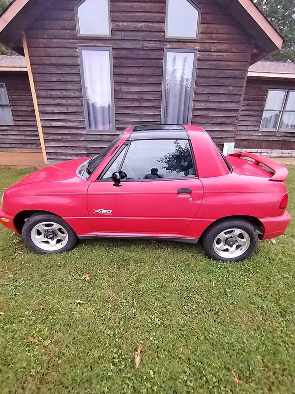 1996 Suzuki X-90 - Sport Utility 2D