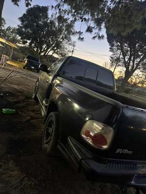 2001 Ford F-150 - Lightning Short Bed