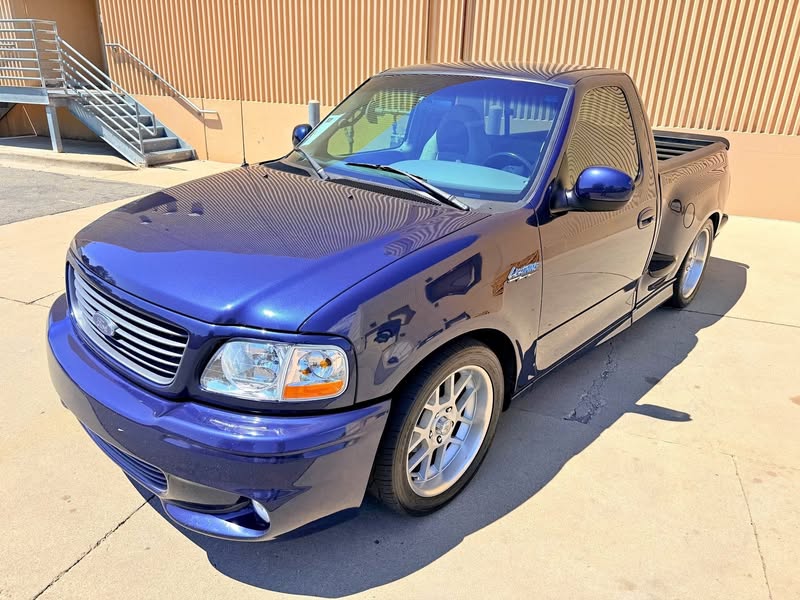 2002 Ford F150 Regular Cab - Lightning Short Bed