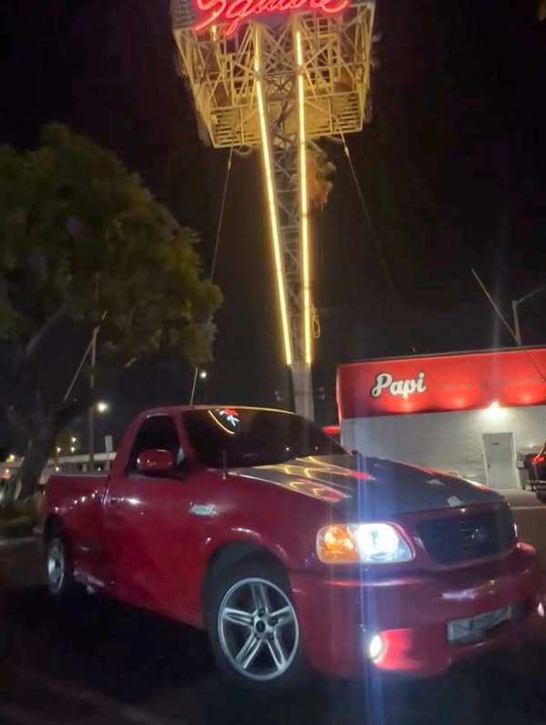 2003 Ford F150 Lightning