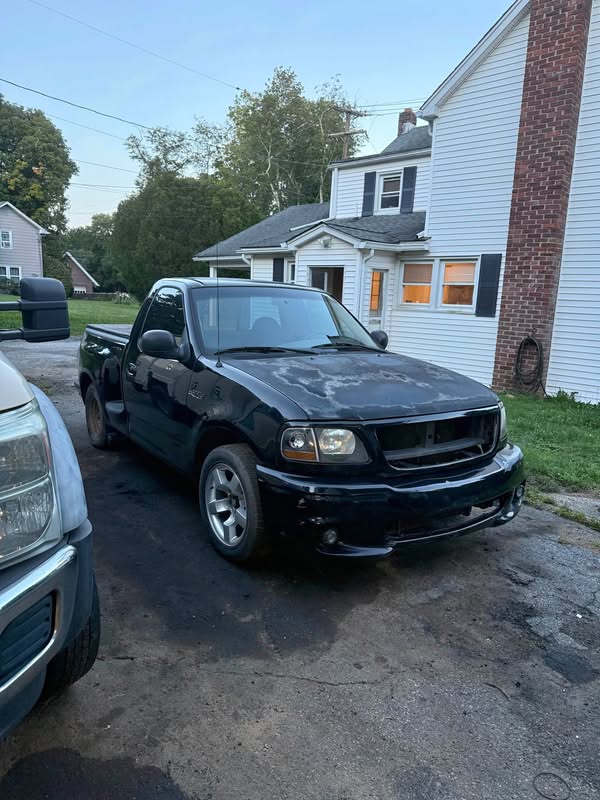 1999 Ford F150 Lightning - Flash Pickup 4D 5 1\/2 ft