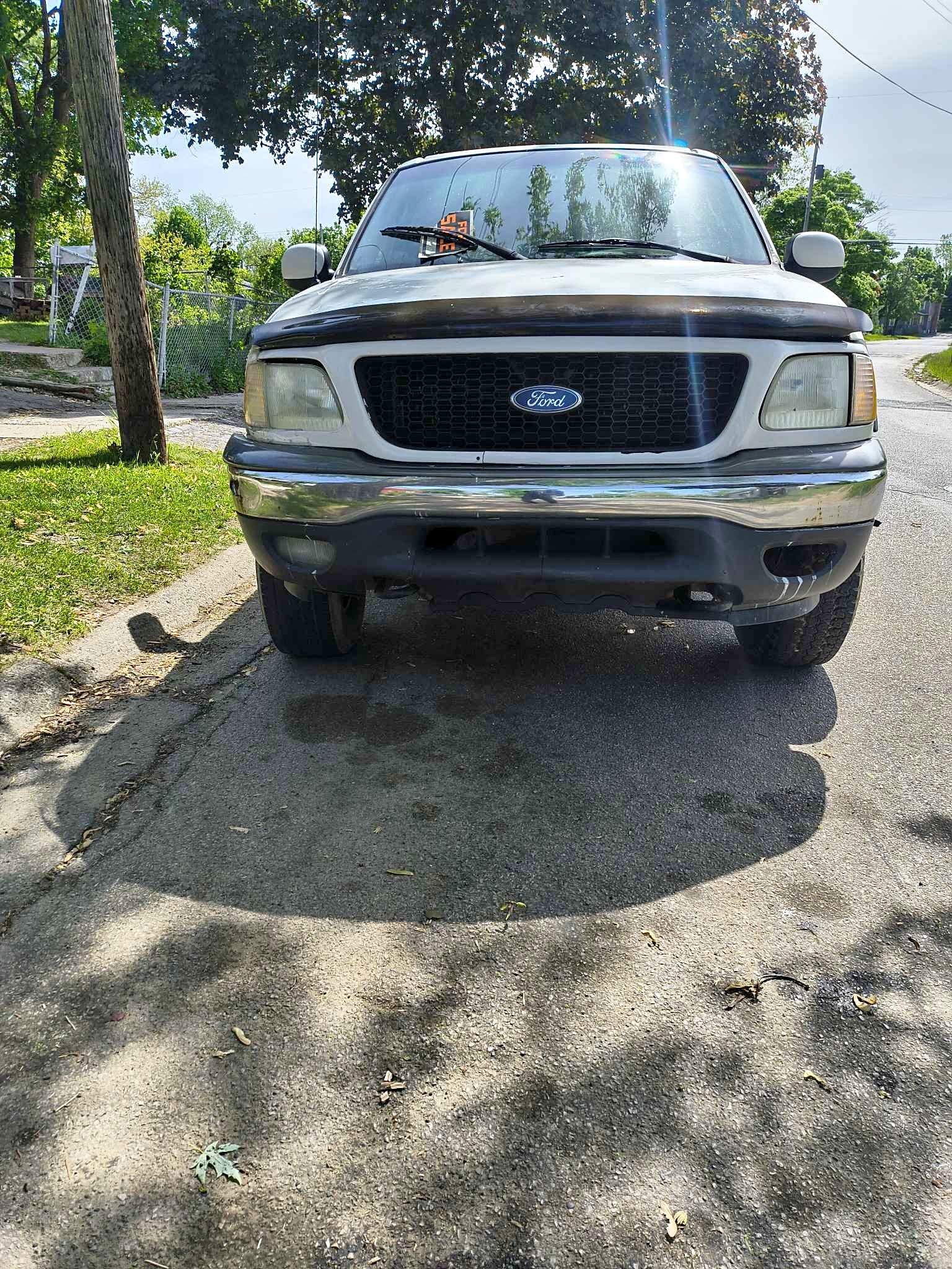2000 Ford F150 Regular Cab - Lightning Short Bed
