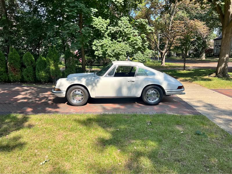 1966 Porsche 911 - Coupe