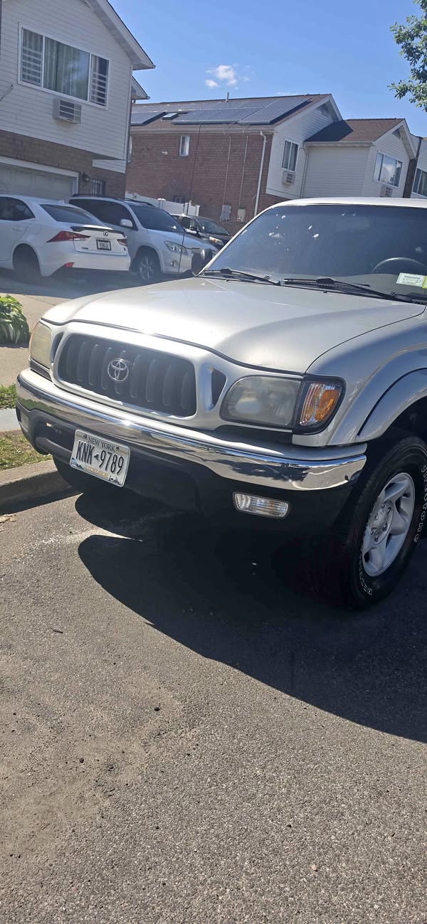 2003 Toyota Tacoma - SR5 Pickup 4D 5 ft