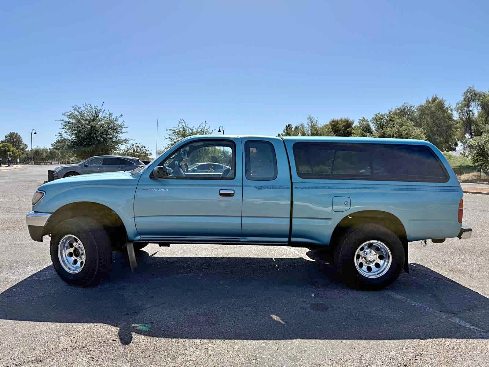 1995 Toyota Tacoma - Pickup