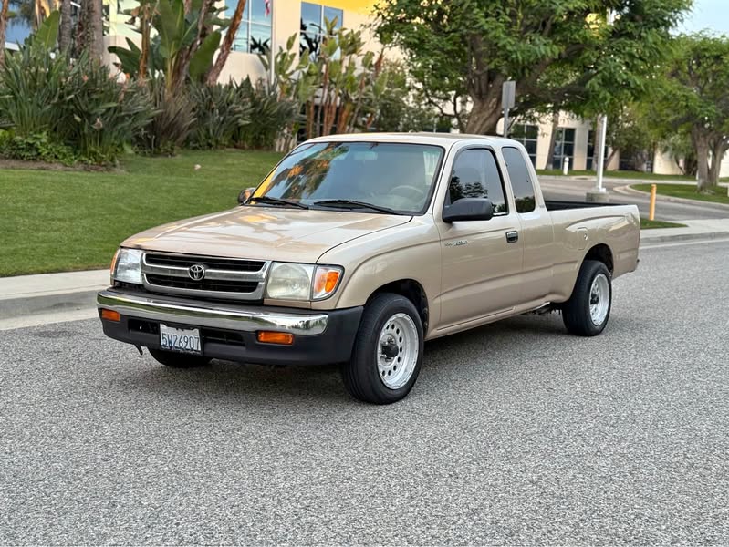 1998 Toyota Tacoma Xtracab - Pickup