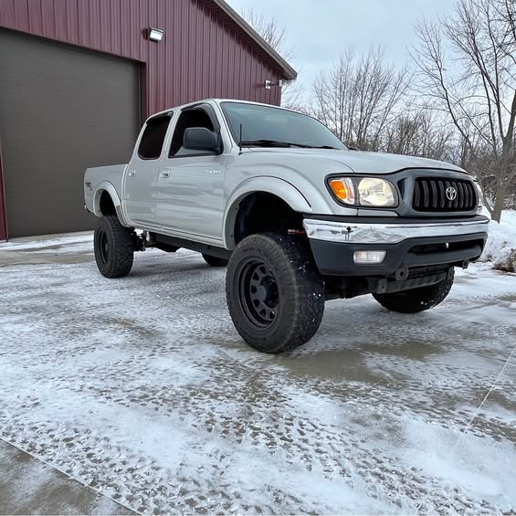 2001 Toyota Tacoma Double Cab - PreRunner Pickup 4D 5 ft