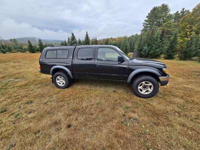 2004 Toyota Tacoma Double Cab - 4WD 4D