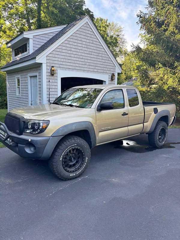 2005 Toyota Tacoma Access Cab - SR Pickup 4D 6 ft