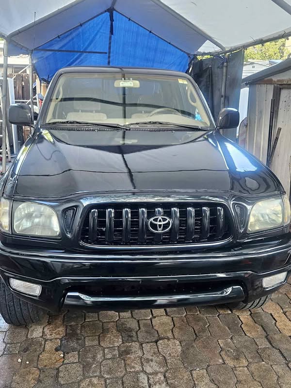 2003 Toyota Tacoma - 4WD 4D