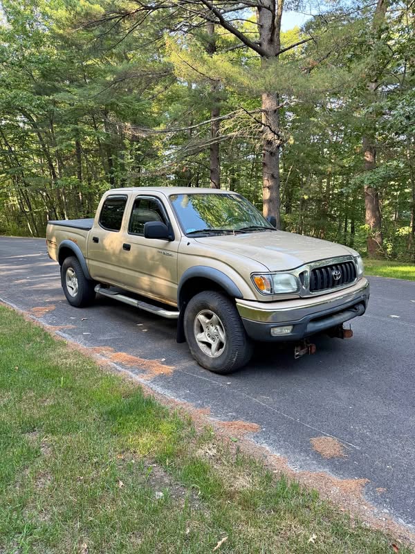 2004 Toyota Tacoma Double Cab - 4WD