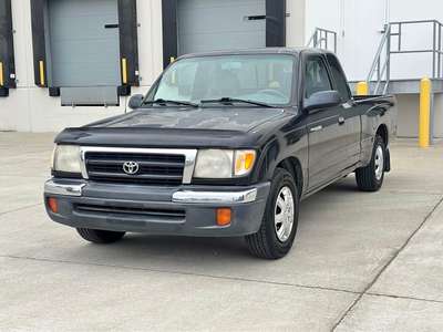 2000 Toyota Tacoma - Pickup 4D 6 ft