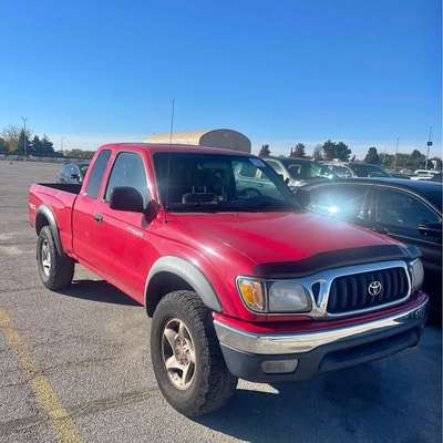 2001 Toyota Tacoma Xtracab - Pickup