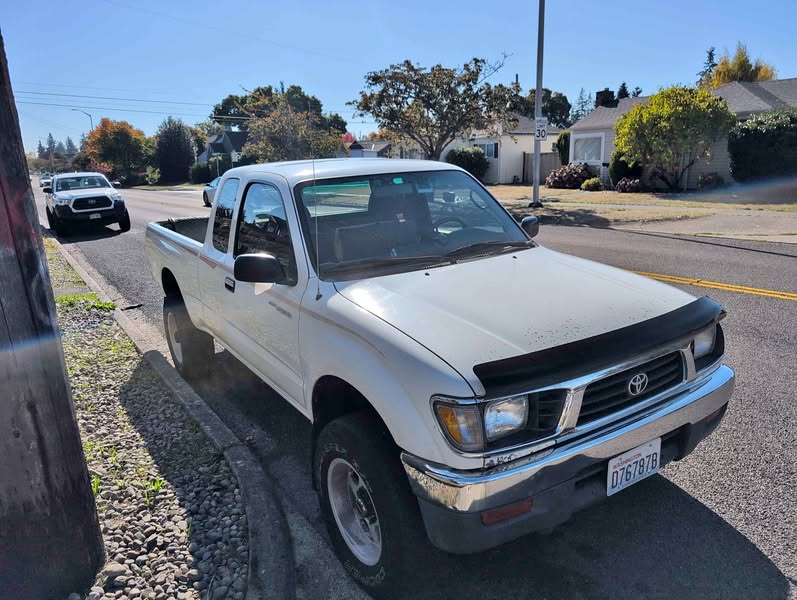 1996 Toyota Tacoma - Pickup 2D 6 ft