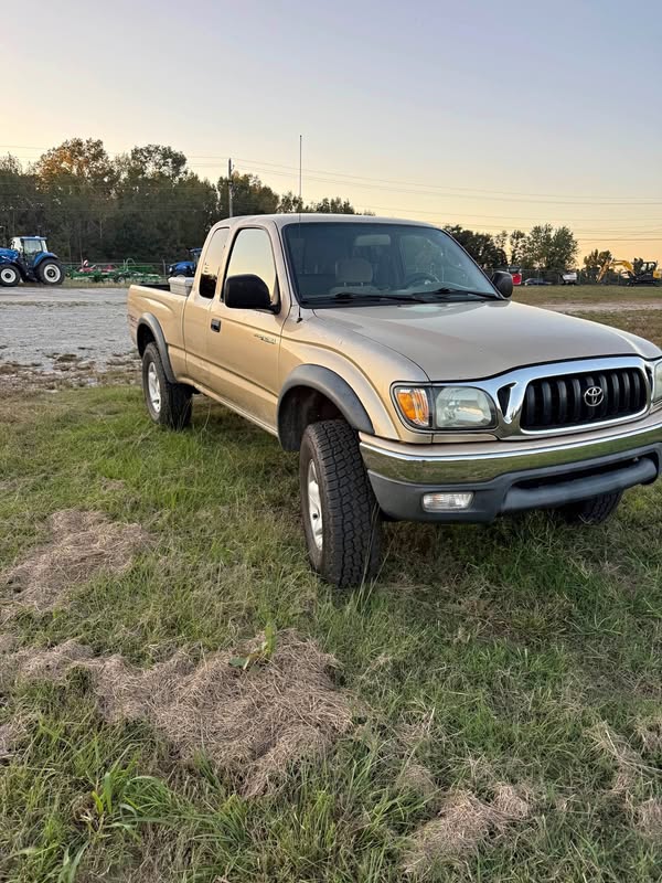 2002 Toyota Tacoma - SR5