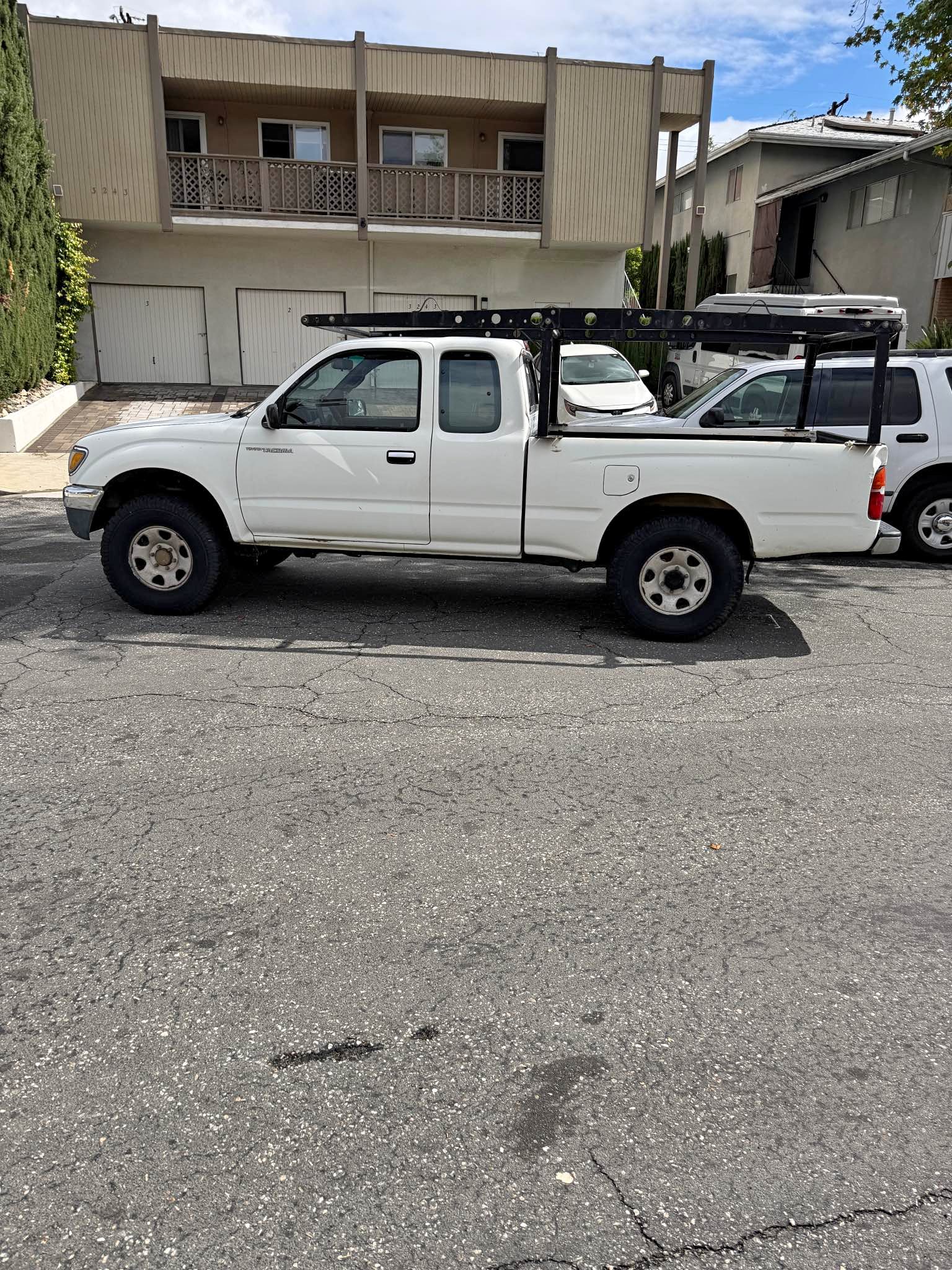 1996 Toyota Tacoma - 4WD 4D