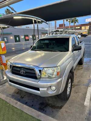 2005 Toyota Tacoma - PreRunner Pickup
