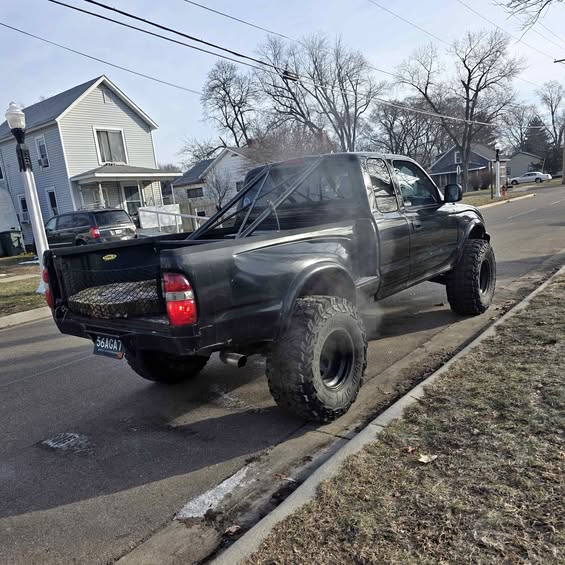 2001 Toyota Toyota tacoma SR - Tacoma