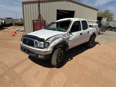 2004 Toyota Tacoma Double Cab - PreRunner Pickup 4D 5 ft