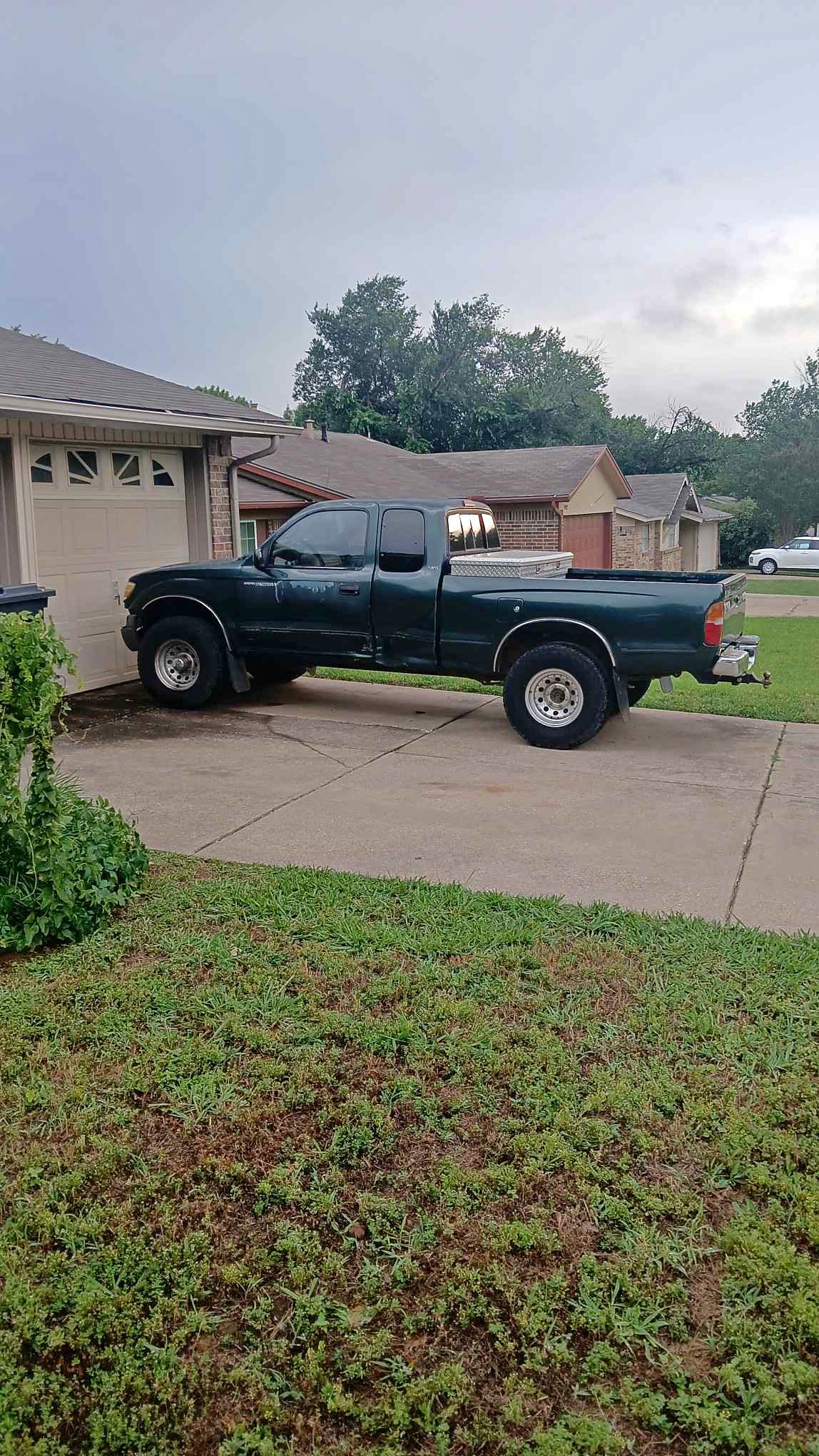 1999 Toyota Tacoma - SR5 Pickup