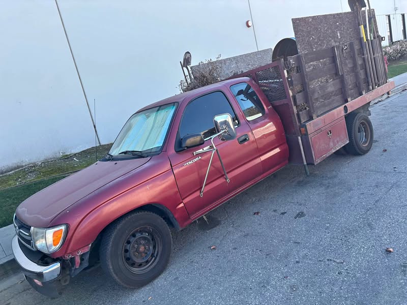 1998 Toyota Tacoma - SR5 Pickup