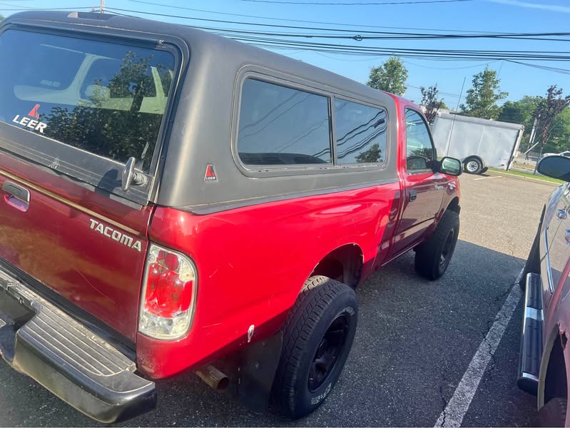 2004 Toyota Tacoma - Pickup