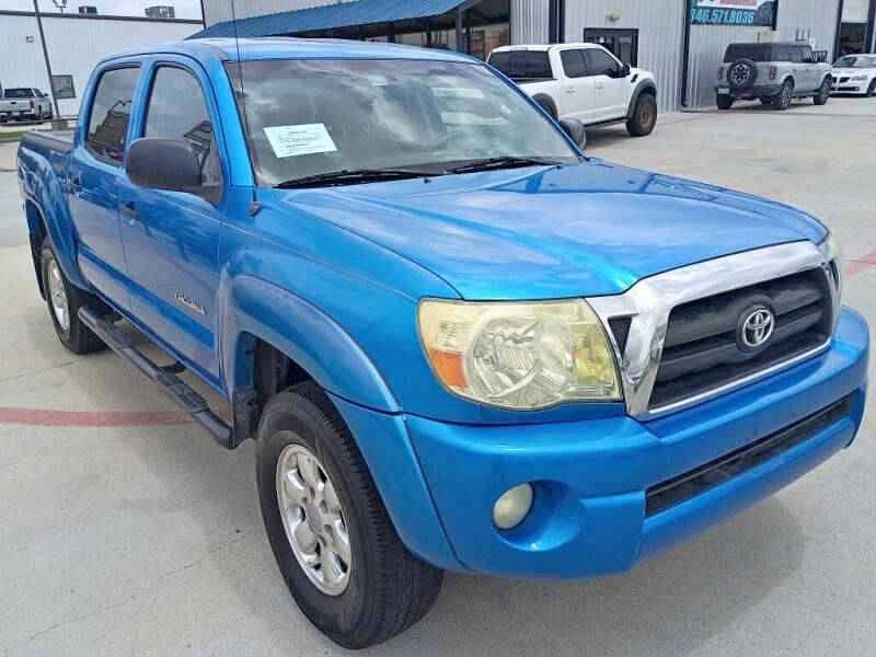 2005 Toyota Tacoma Double Cab - PreRunner Pickup 4D 6 ft