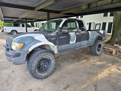 1999 Toyota Tacoma - SR5 Pickup