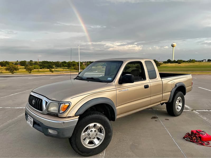 2004 Toyota Tacoma Xtracab - Prerunner
