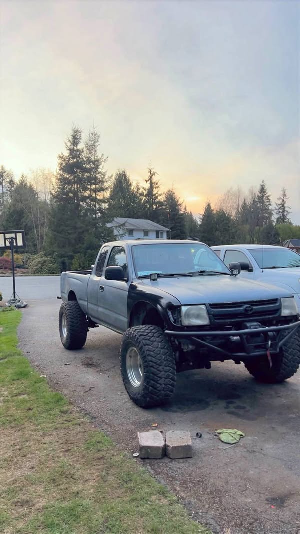 2000 Toyota Tacoma - Sr5