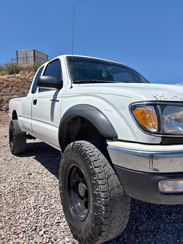 2003 Toyota Tacoma Regular Cab - Xlt