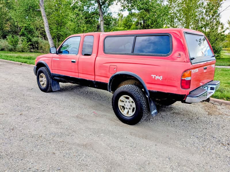 2000 Toyota Tacoma Access Cab - TRD Off-Road Pickup 4D 6 ft