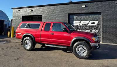 2002 Toyota Tacoma - SR5 Pickup 4D 5 ft