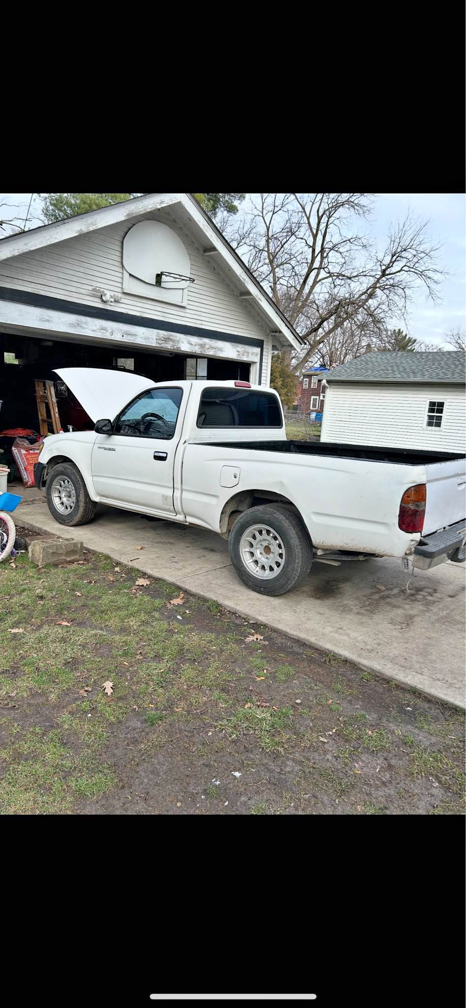 2000 Toyota Tacoma - Pickup 2D 6 ft