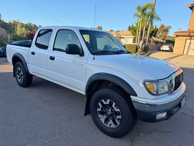2004 Toyota Tacoma Double Cab - PreRunner Pickup 4D 6 ft