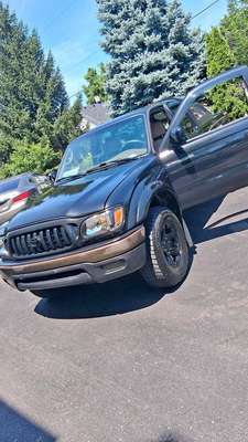 2003 Toyota Tacoma - SR5 Pickup 4D 6 ft