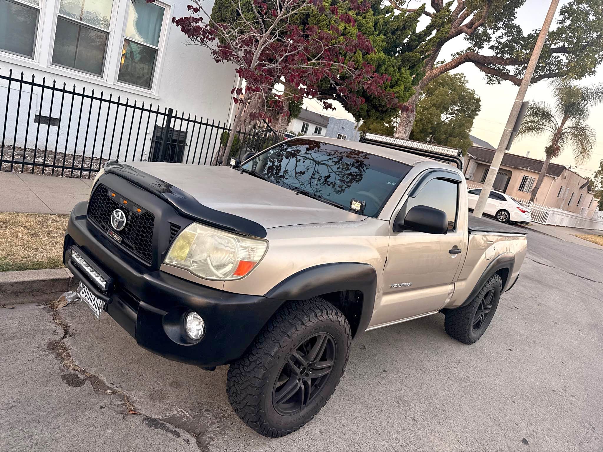 2005 Toyota Tacoma - Pickup