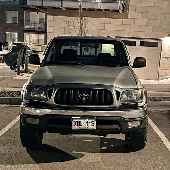 2002 Toyota Tacoma Xtracab - SR5 Pickup