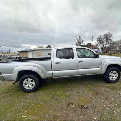 2005 Toyota Tacoma Double Cab - PreRunner Limited 4D