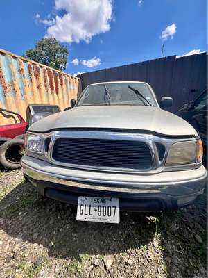2001 Toyota Tacoma - Pickup 4D 5 ft