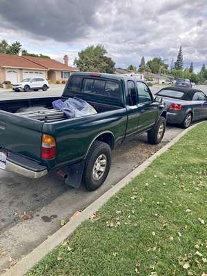 2000 Toyota Tacoma - PreRunner