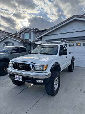 2002 Toyota Tacoma Xtracab - Pickup