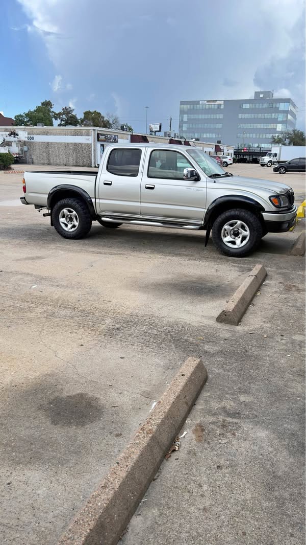 2004 Toyota Tacoma - 4WD Limited 4D